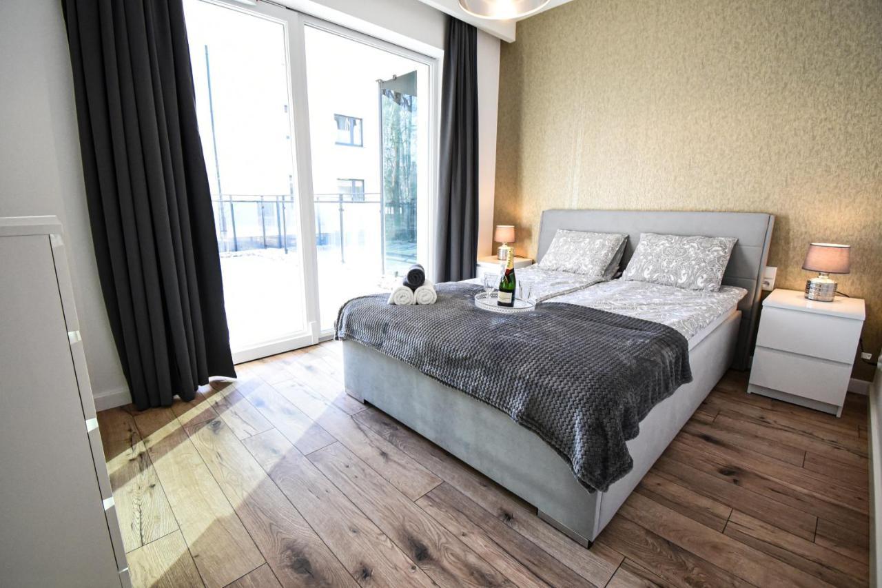 Apartament Villa Park Przy Plazy Z Widokiem Na Jezioro, Taras 50 M2 Ostroda Exterior photo